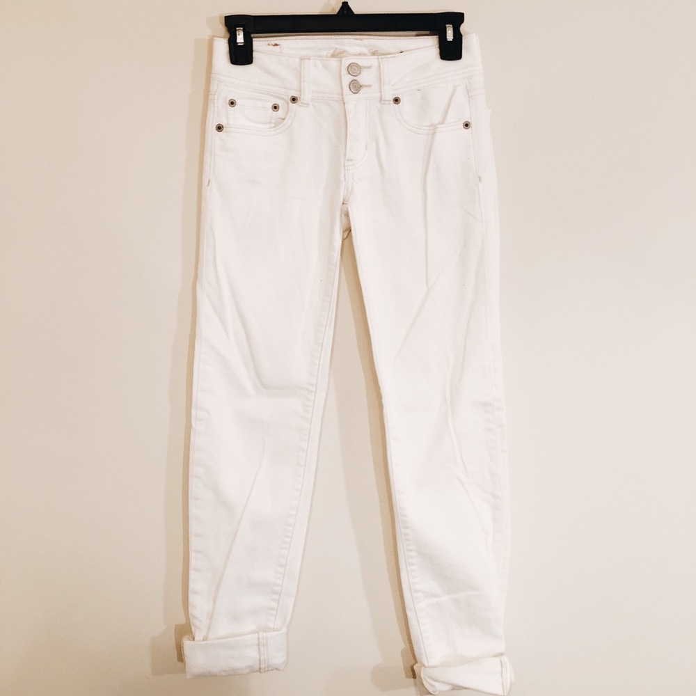White American eagle jeans